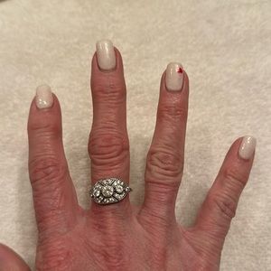 Ladies statement ring